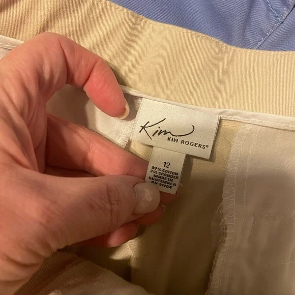 Kim Rogers women’s Beige Chinos - Picture 3 of 7